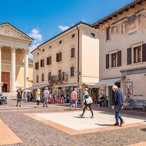 Ca' Dinora Apartment
